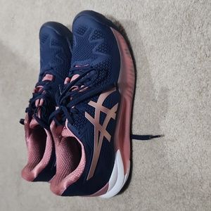 Size 8 ASICS Tennis Shoes